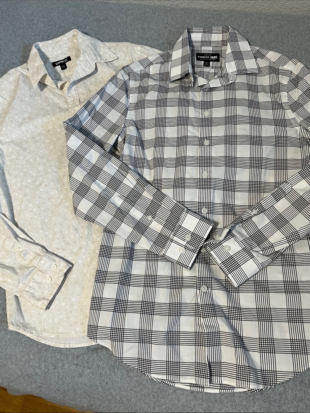 Express Men's Black & White Plaid Ivory Print Button Down Shirt Bundle Lot XS
